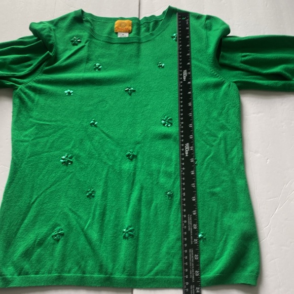 Ruby‎ Rd. Sweater with beaded flowers - Picture 5 of 6